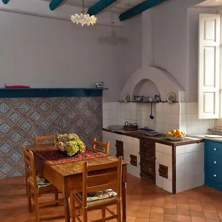 House Taormina * Trappitello