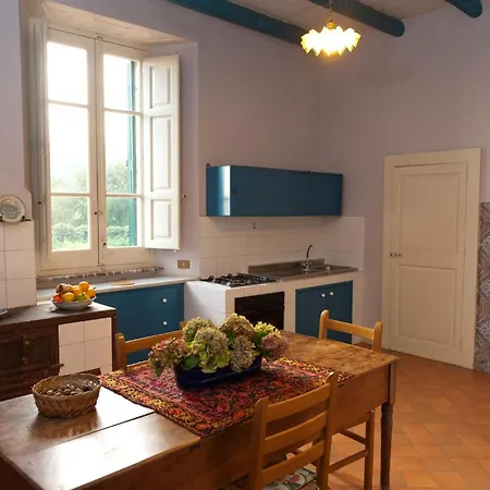 Dom wakacyjny House Taormina Trappitello